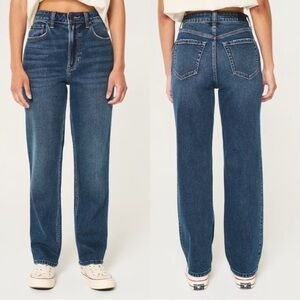 Hollister Curvy High Rise Straight Jeans